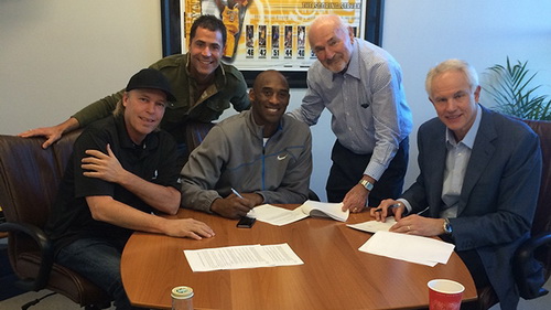 تمدید قرارداد کوبی برایانت با لیکرز به مدت دو سال