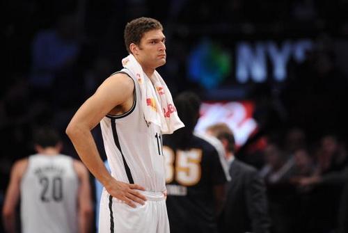 بروک لوپز به دلیل شکستگی پا، ادامه فصل را از دست داد