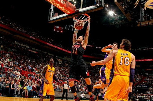 پیروزی هیت و بلیزرس در مسابقات 23 ژانویه بسکتبال NBA