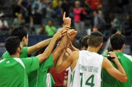 مسابقه بسکتبال جوانان ایران و اسپانیا