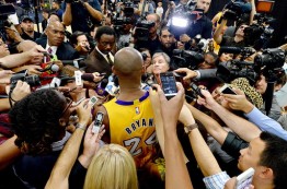 هجوم رسانه ها برای پوشش آخرین بازی کوبی برایانت در NBA
