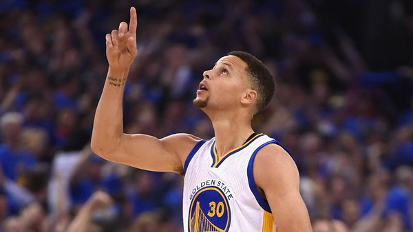 منابع: استفن کری برای دومین فصل متوالی MVP فصل عادی NBA لقب خواهد گرفت